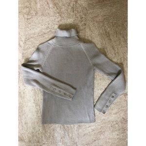 Context Long sleeve high neck top